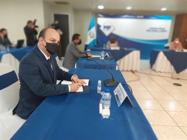 Secretario Ejecutivo participa en reunión de Instancia